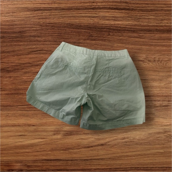 Old West Green Bermudas Casual Shorts - Picture 2 of 2